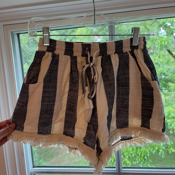 Callie Max striped shorts - Picture 2 of 5